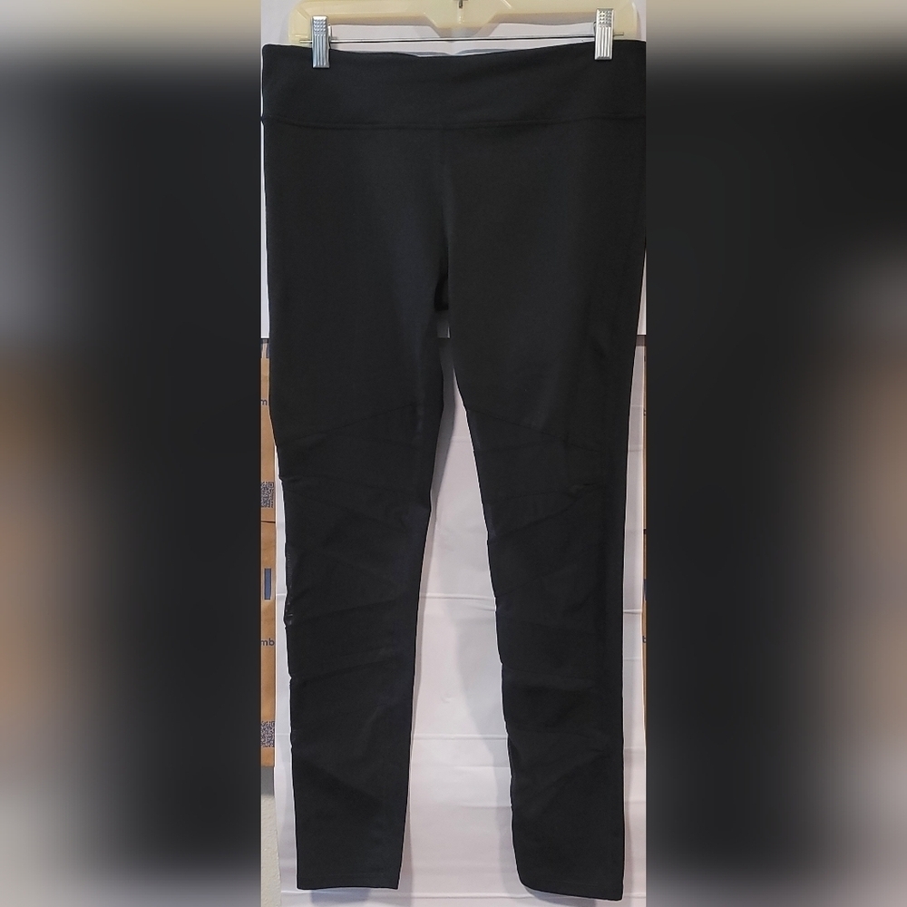 Fabletics Black Mesh Pocketed Leggings Sz Sm